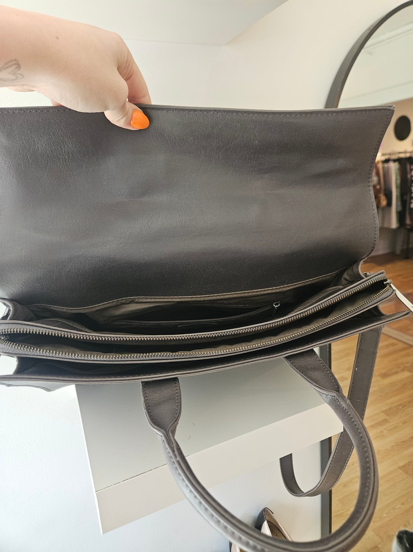 Matt & Nat Parallel Satchel