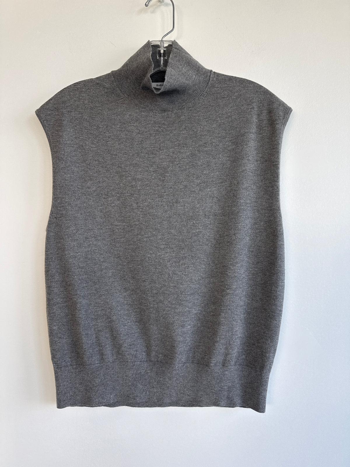 Babaton Aritzia Montrose Sweater Vest, Small