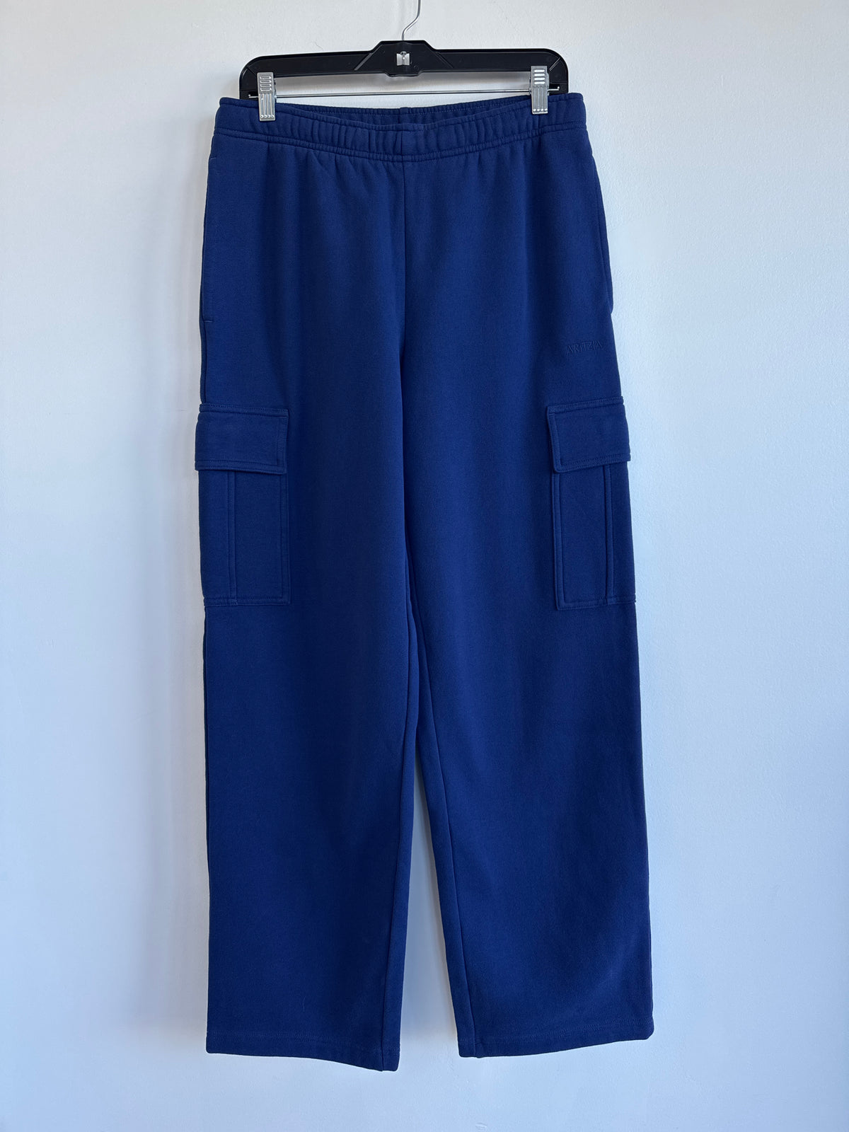 Aritzia Mega Fit Sweats, Medium
