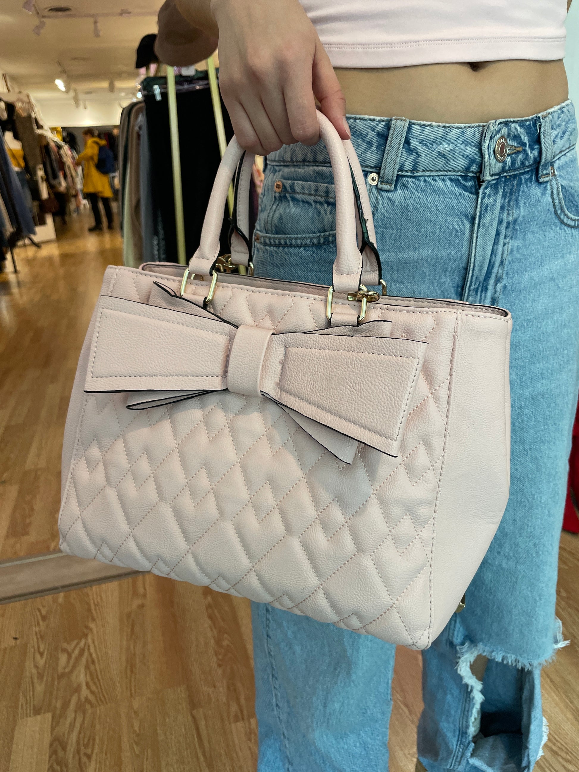 Betsey Johnson Bow Hand crossbody bag, quilted leather, pink, medium size, used, Edmonton consignment 