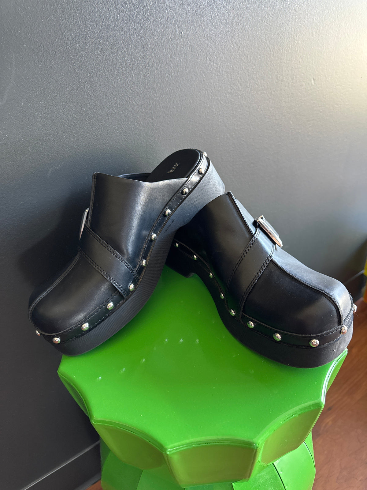 Zara NWOT Buckle Stud Clog, 39