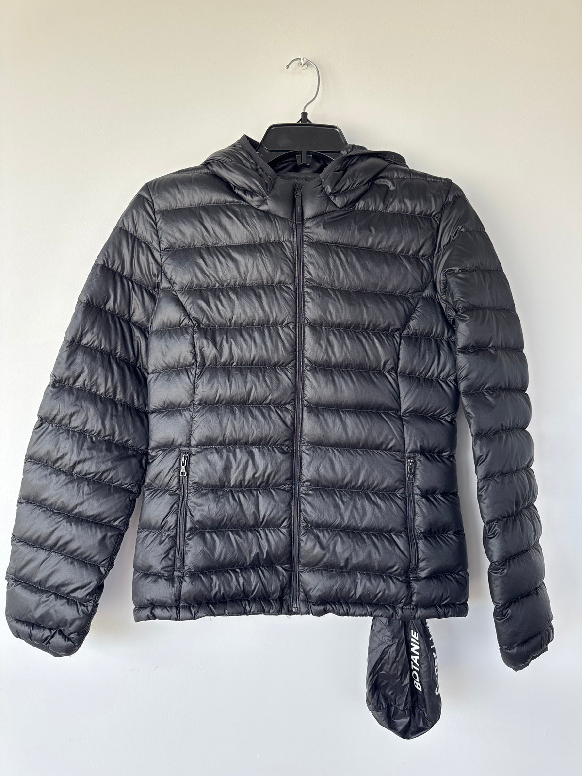 secondhand puffer jacket, light weight puffer, edmonton, sherwood park, consignment stores alberta