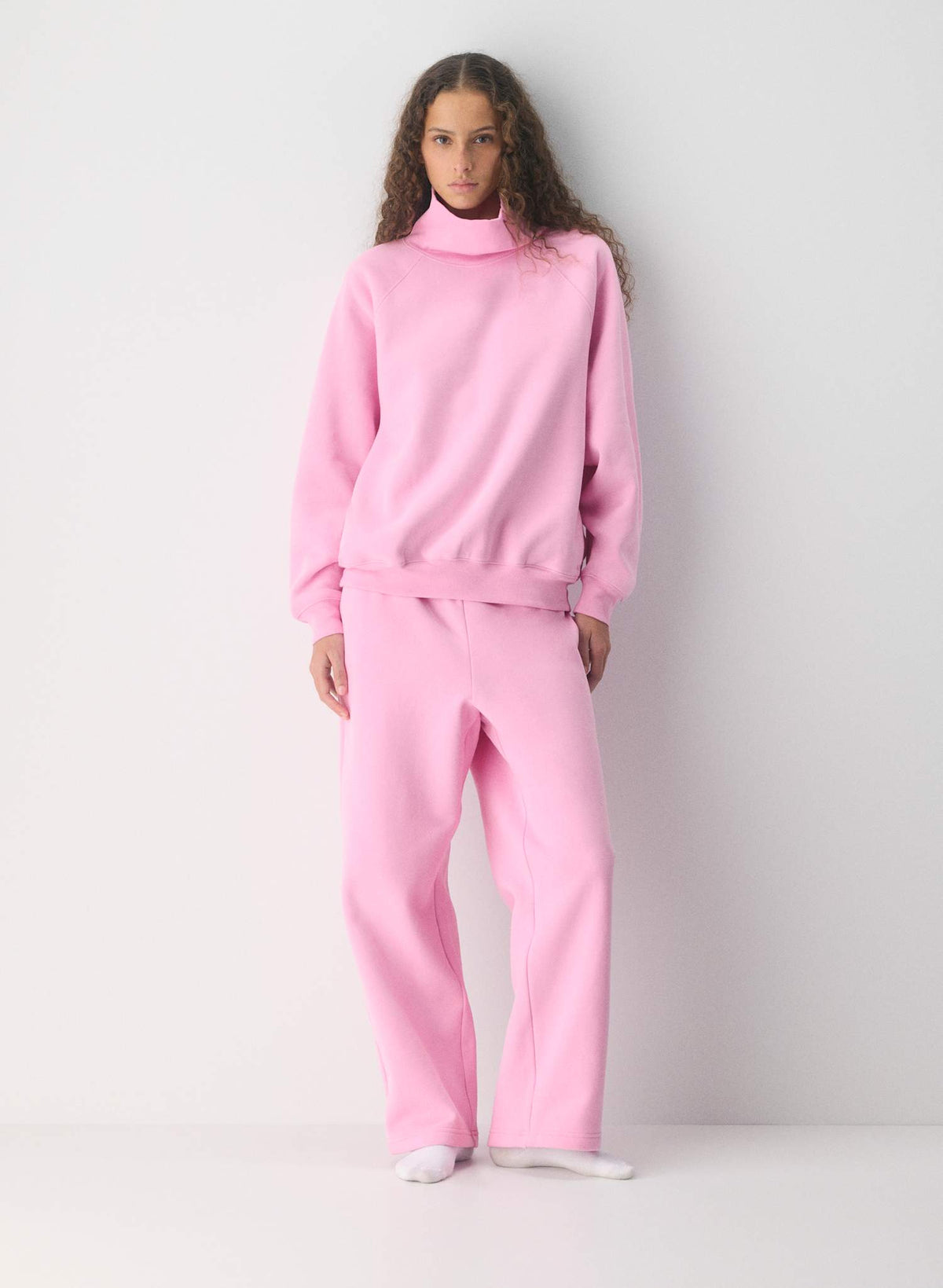 Aritzia NWT Boyfriend Fit Barrel Sweat, Medium