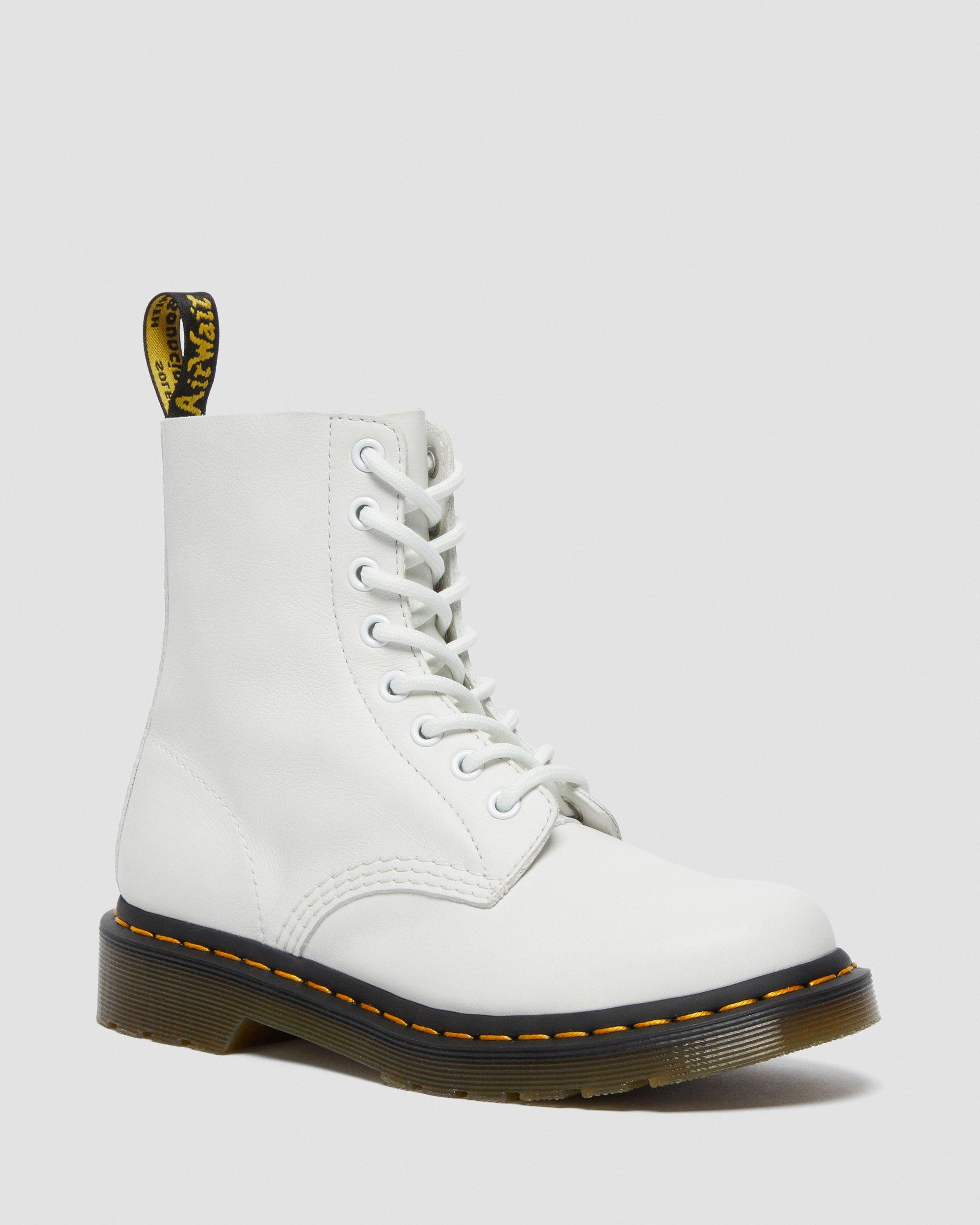 Dr martens 6pm 60 best sale