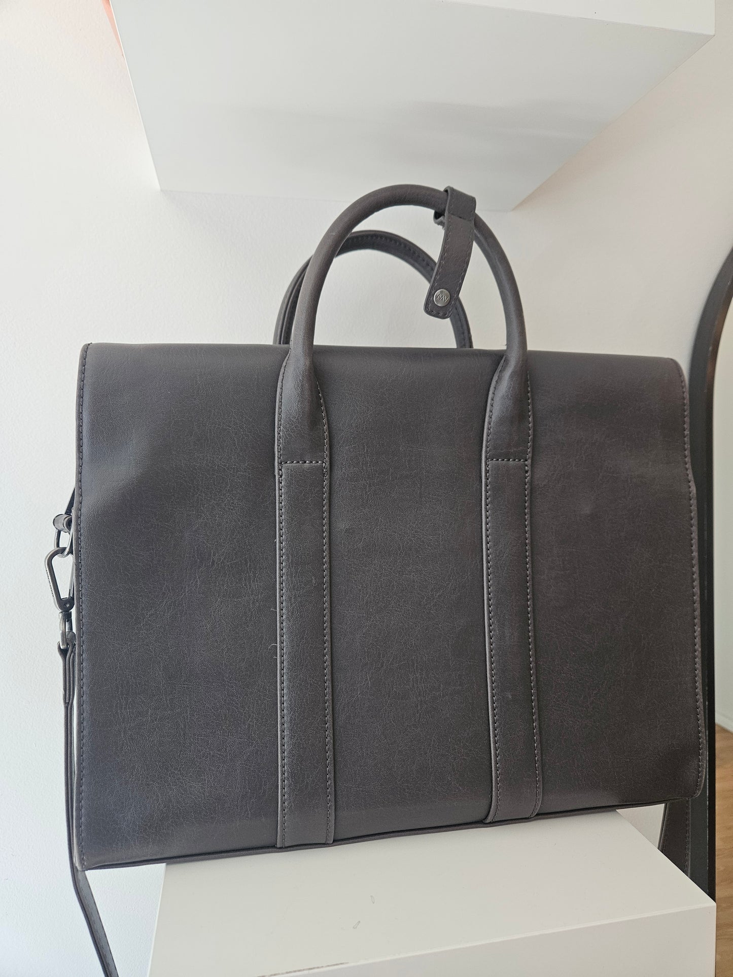 Matt & Nat Parallel Satchel