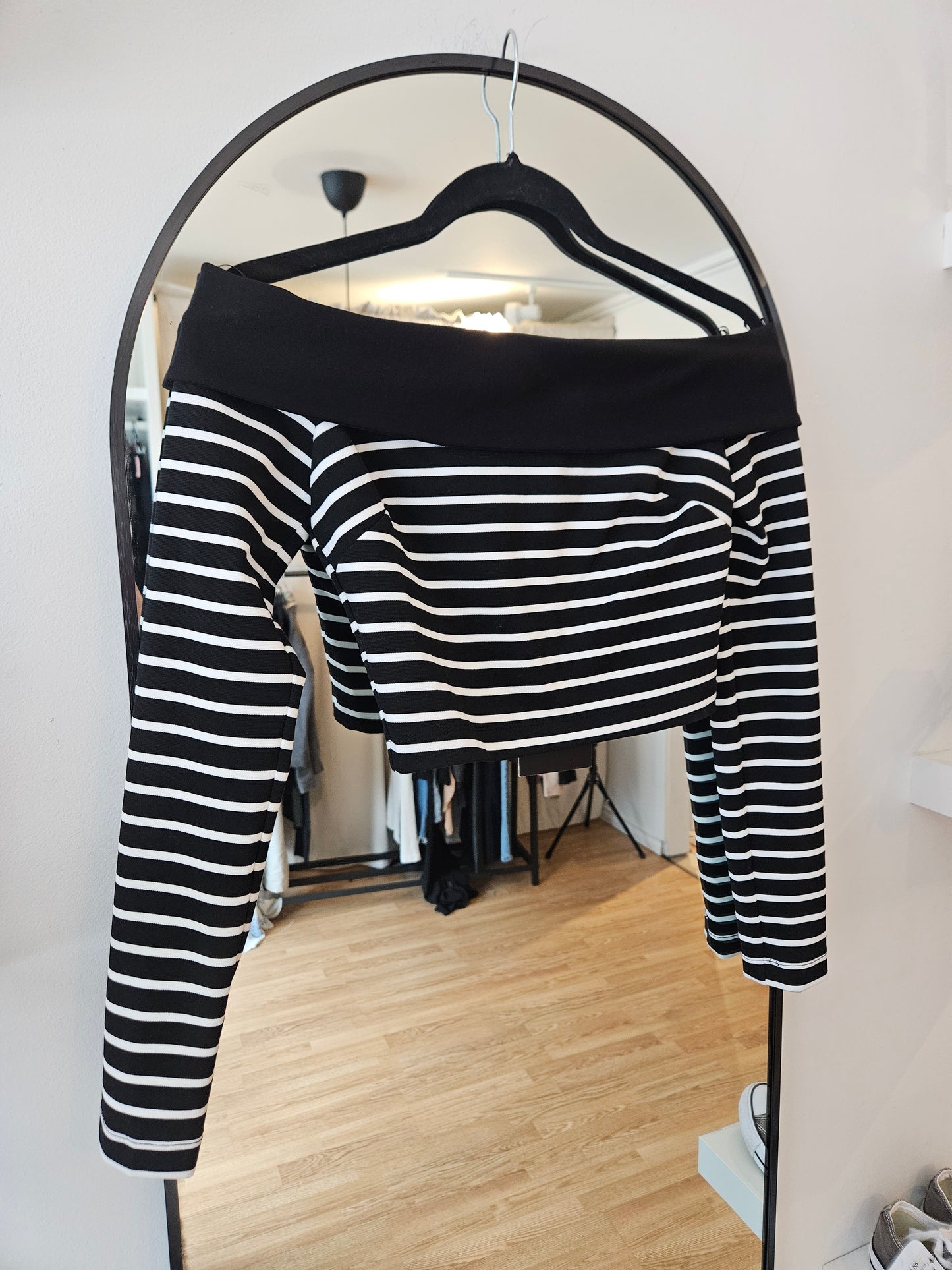 NWT Designer Stripe Crop, XS